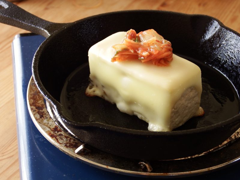 キムチチーズの豆腐ステーキ