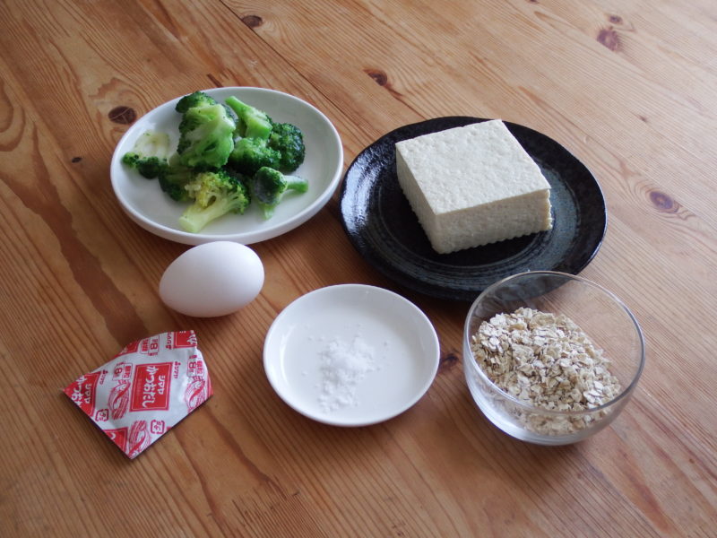 豆腐とブロッコリーのオートミールチャーハン 材料